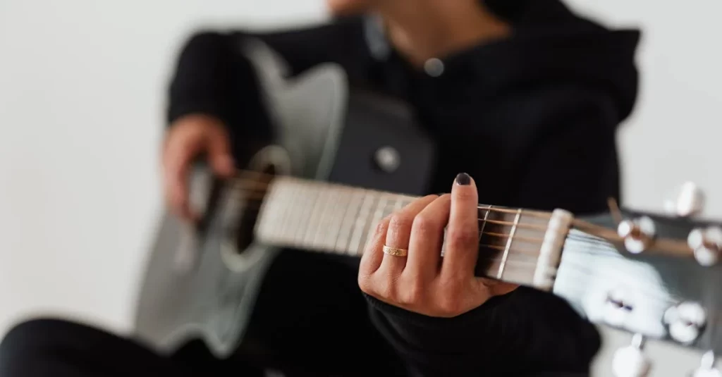 How to Find the Perfect Guitar for You